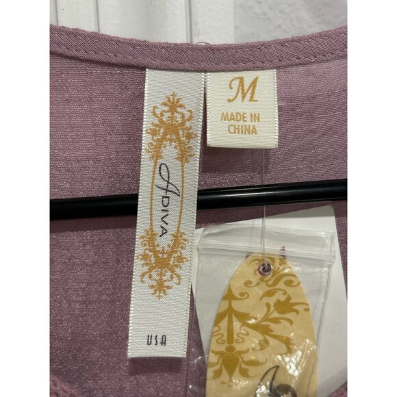 Adiva NWT Womens Mauve Short Sleeve Top Crochet Lace Detail Sz Medium - Picture 5 of 10